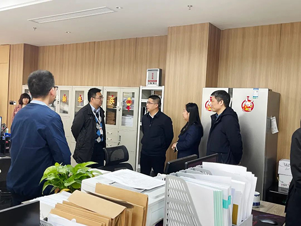 江西省信息中心主任杜军龙一行走访调研星空网页版